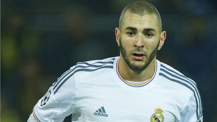 Arsenal FC: Sign Real Madrid striker Karim Benzema urgently!